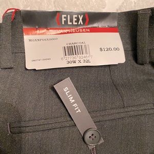 30W X 32L Men’s Van Heusen Dress Pants